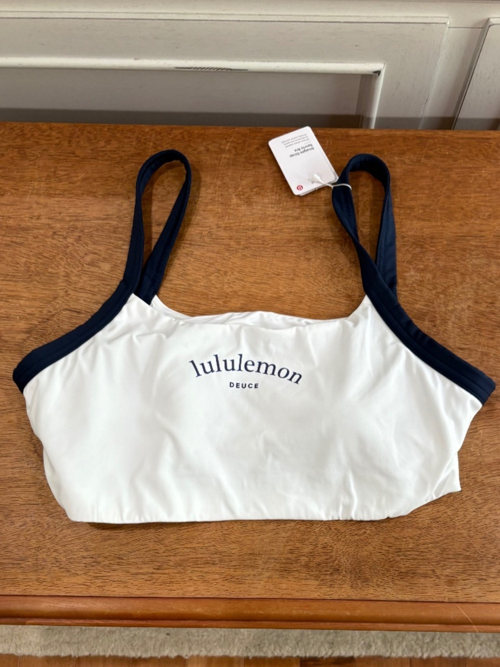 Lululemon straight strap sports bra